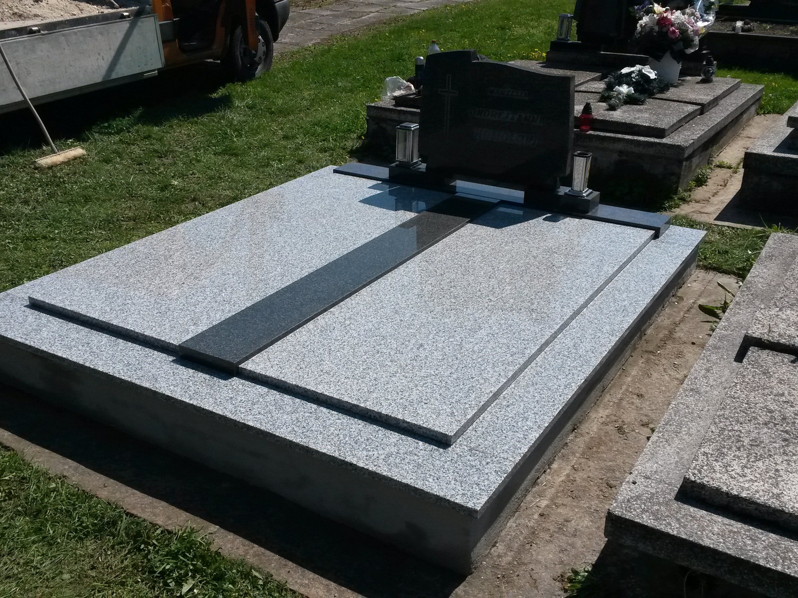 Ukážky realizovaných dvojhrobov obrázok 4